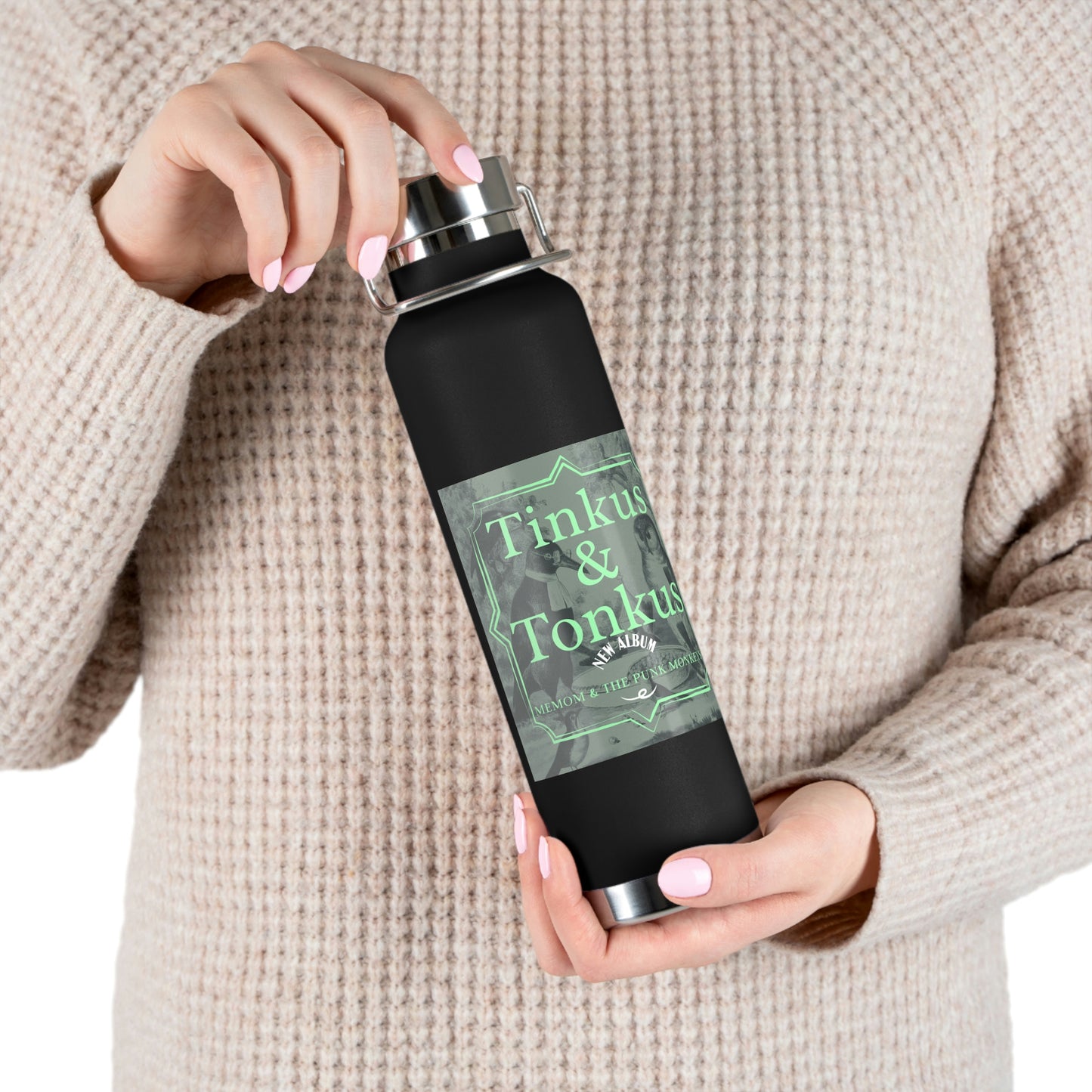 Tinkus & Tonkus 22oz Vacuum Insulated Bottle