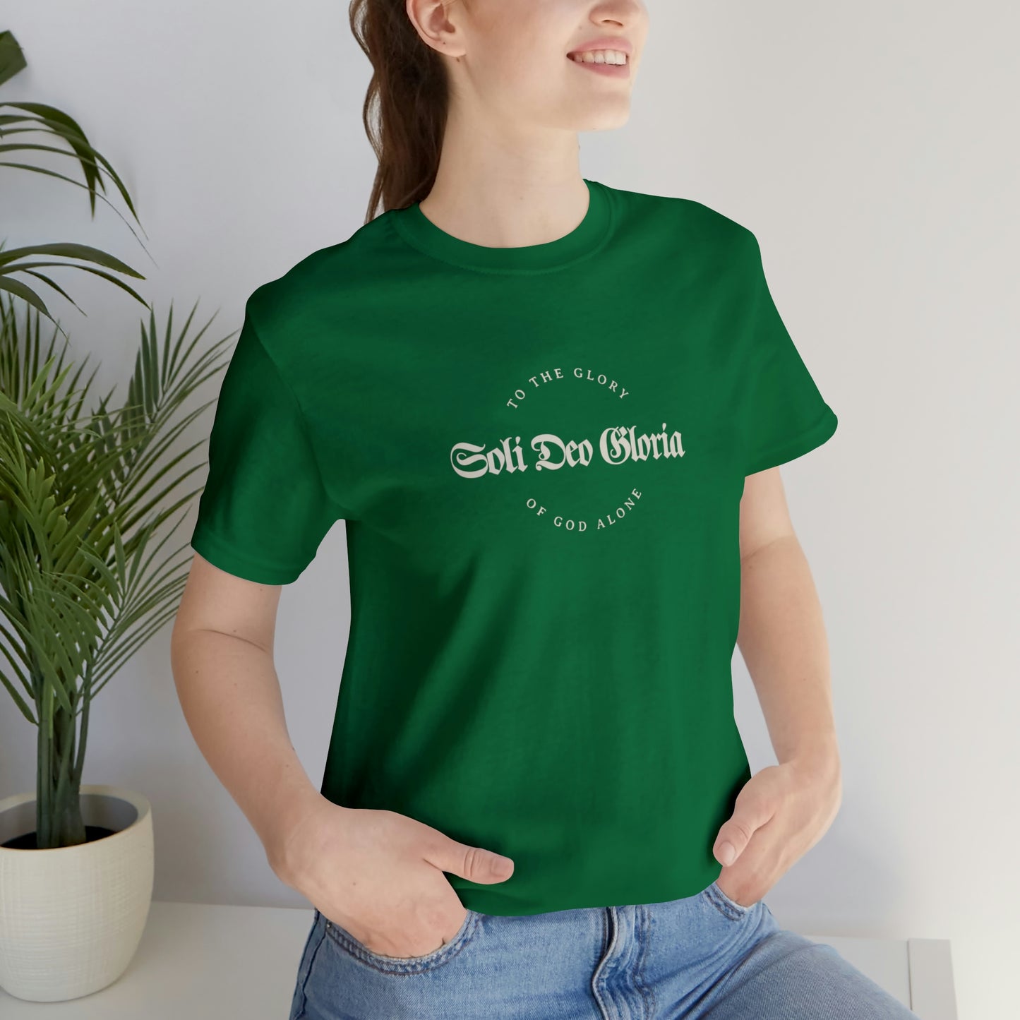 Soli Deo Gloria Gothic Circle Unisex Jersey Short Sleeve Tee