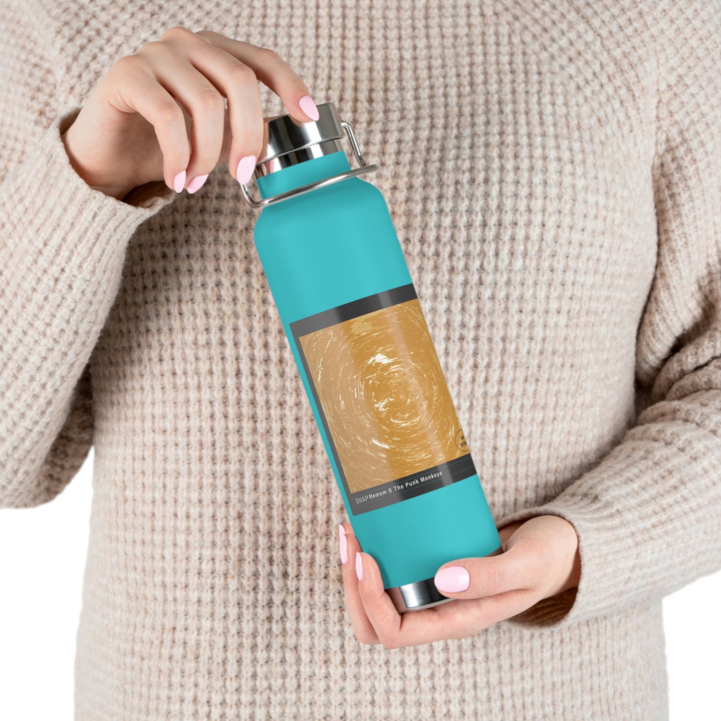 Snap! 22oz Vacuum Insulated Bottle