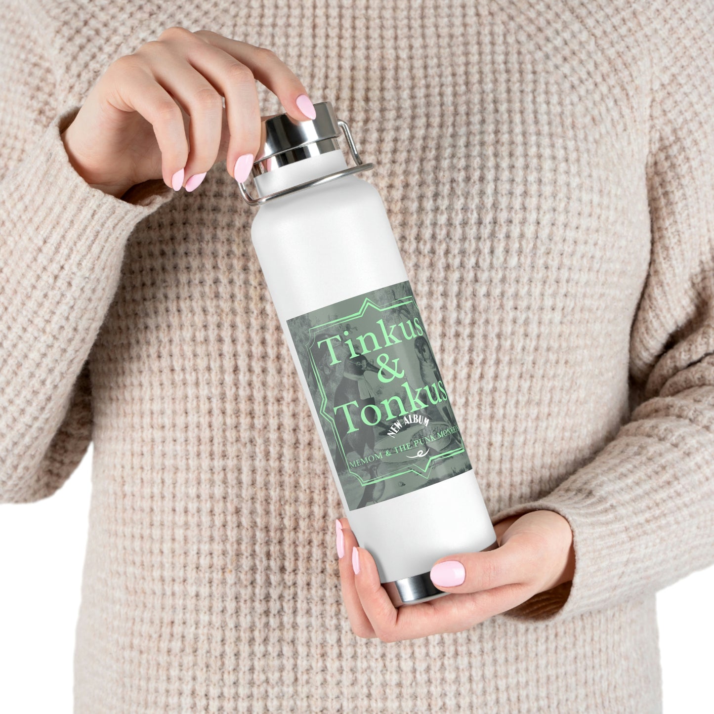 Tinkus & Tonkus 22oz Vacuum Insulated Bottle