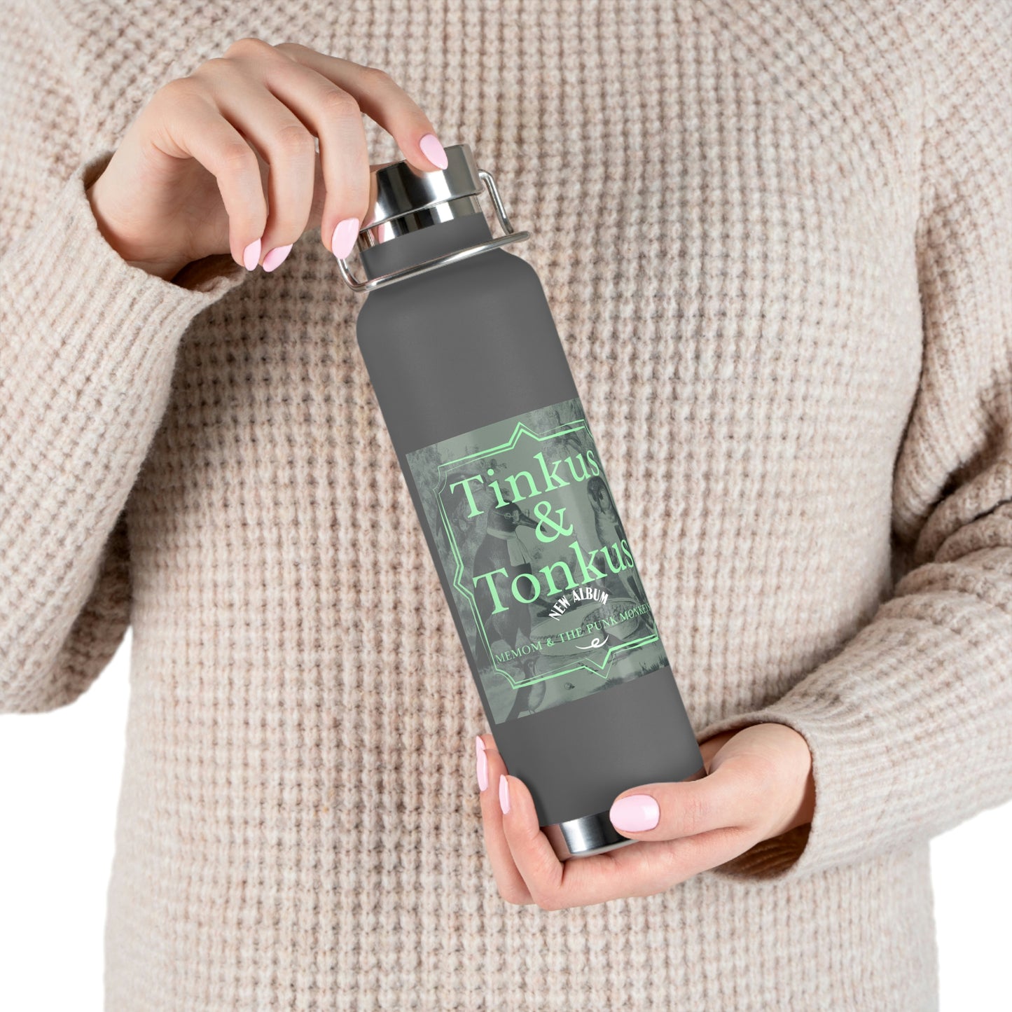 Tinkus & Tonkus 22oz Vacuum Insulated Bottle