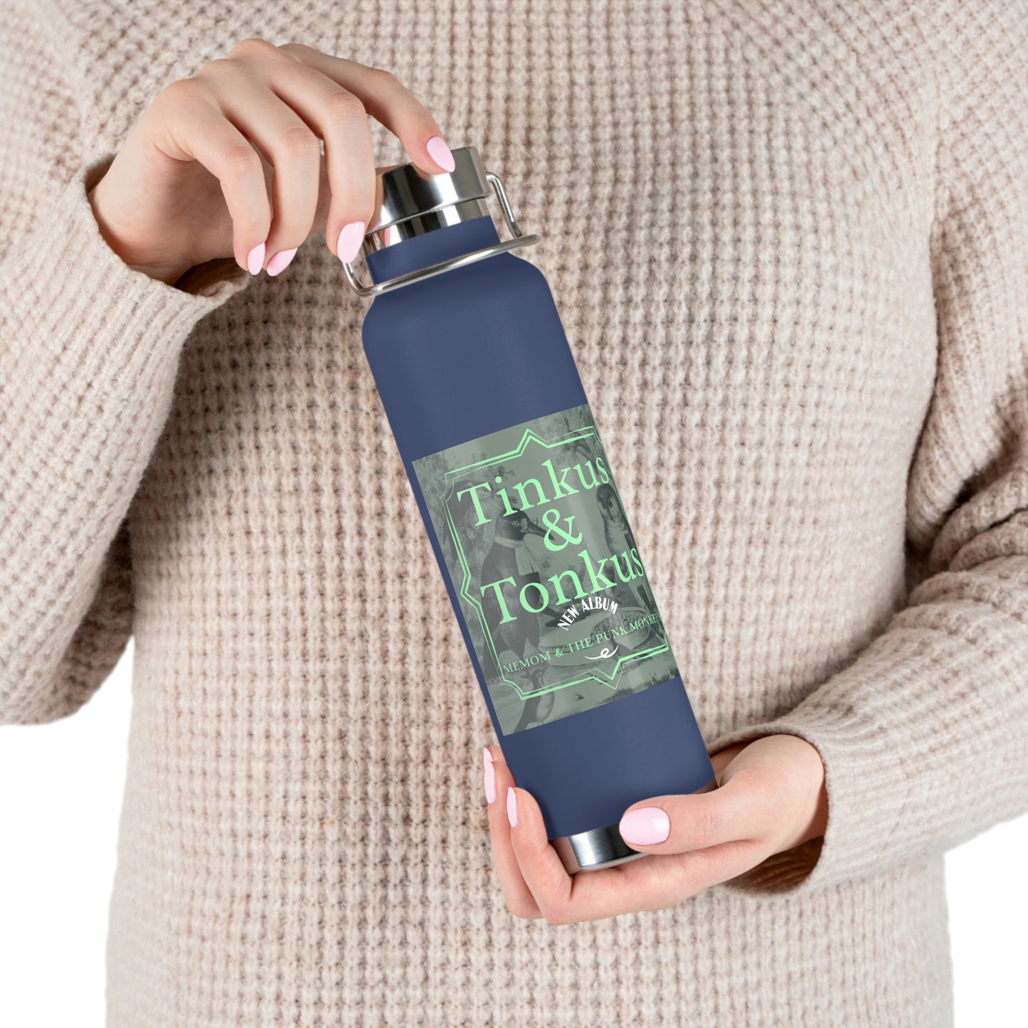 Tinkus & Tonkus 22oz Vacuum Insulated Bottle