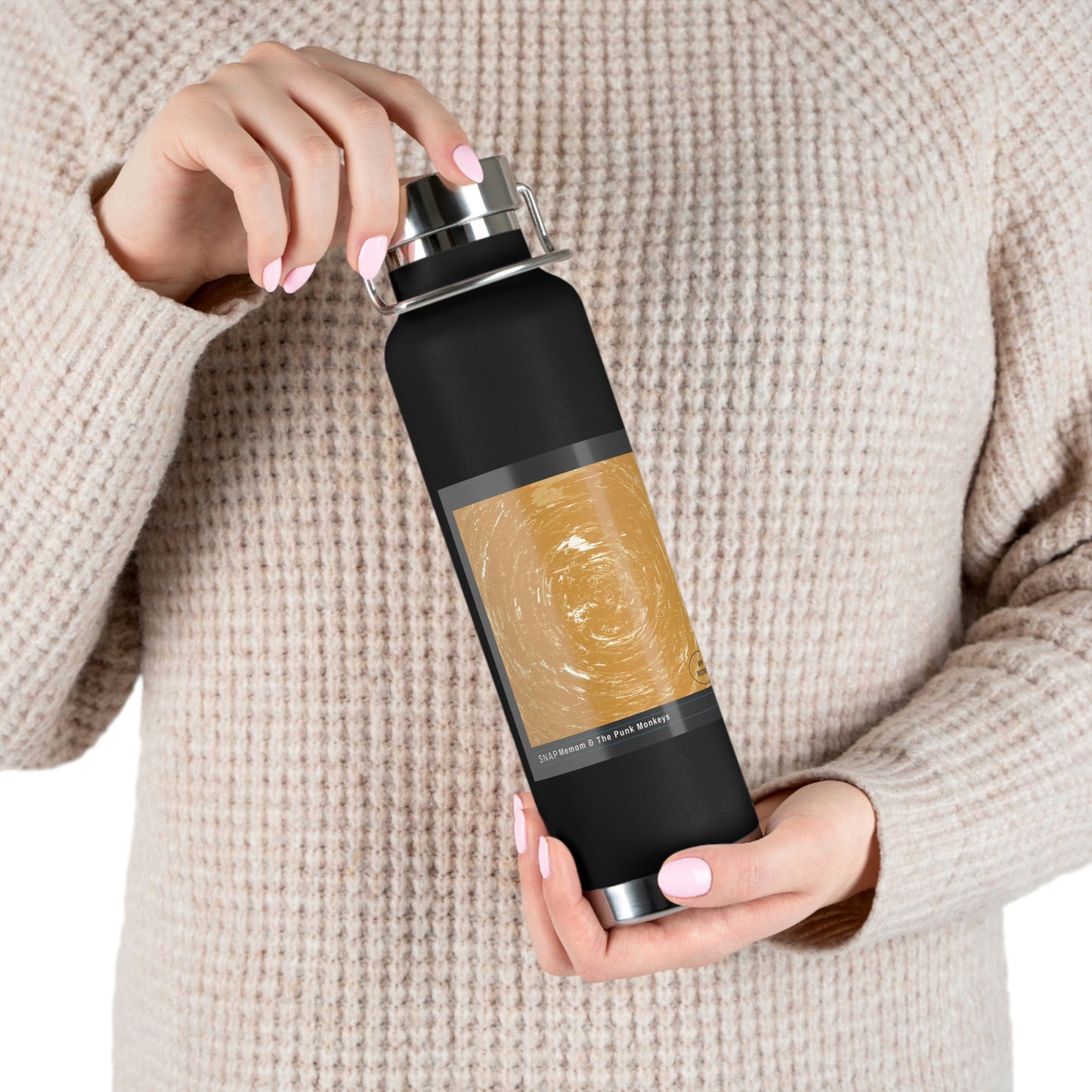 Snap! 22oz Vacuum Insulated Bottle
