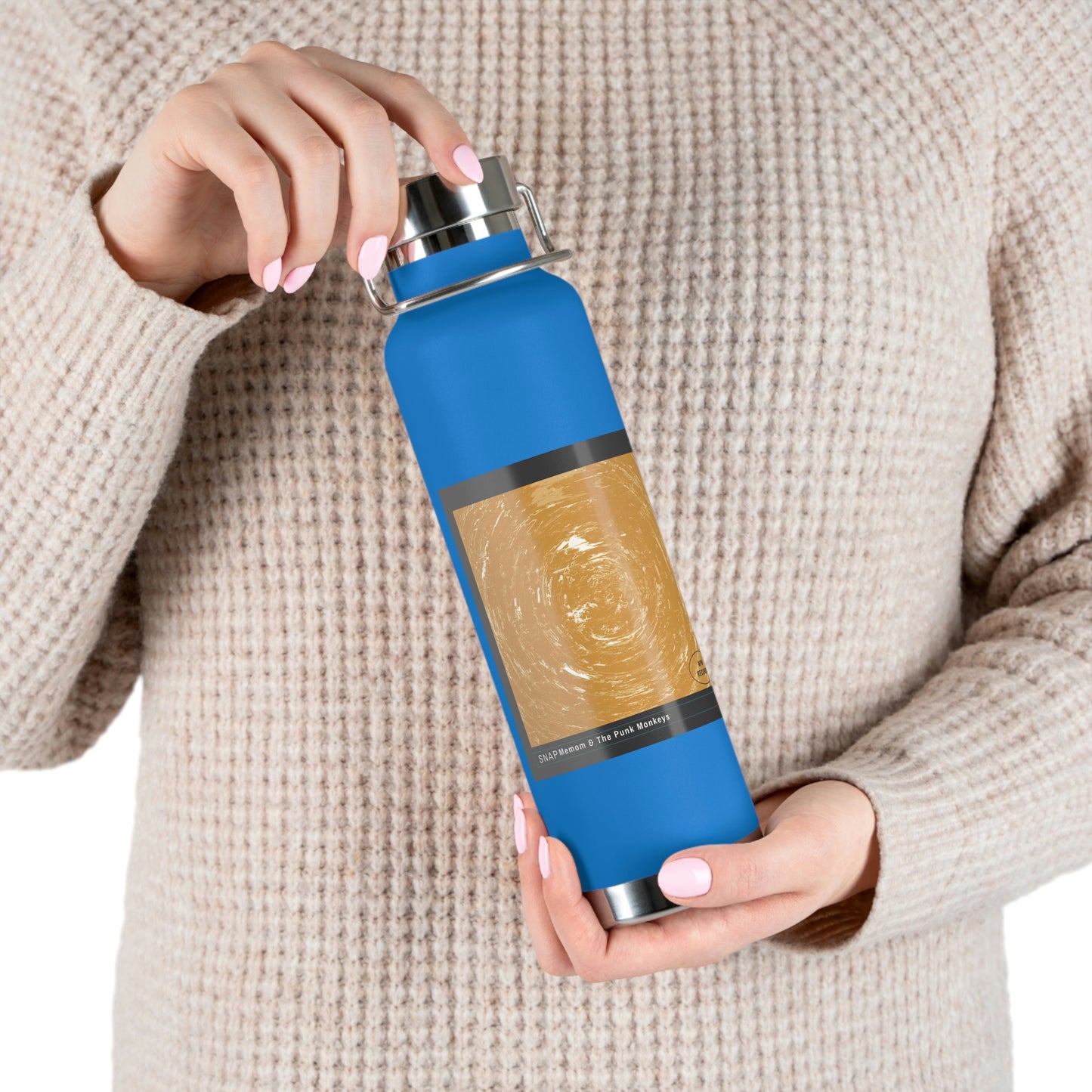 Snap! 22oz Vacuum Insulated Bottle