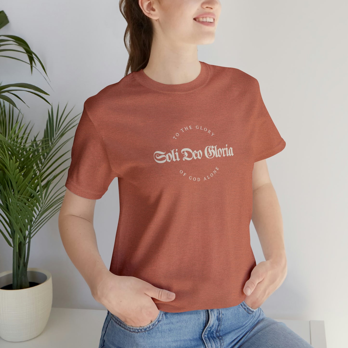 Soli Deo Gloria Gothic Circle Unisex Jersey Short Sleeve Tee