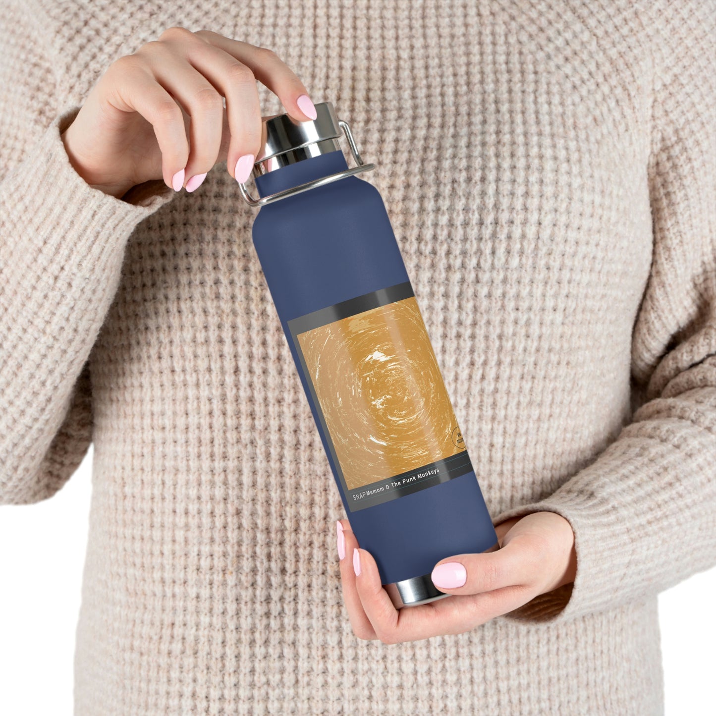 Snap! 22oz Vacuum Insulated Bottle